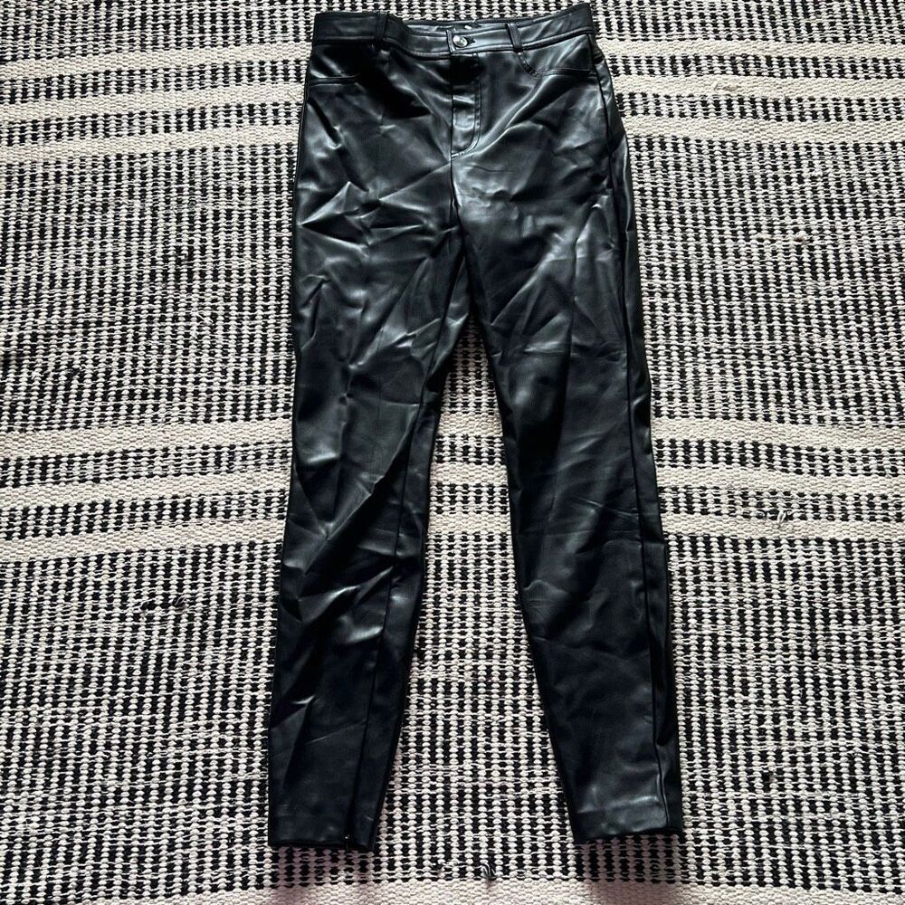 Zara Size M Black Faux Leather Skinny Pants